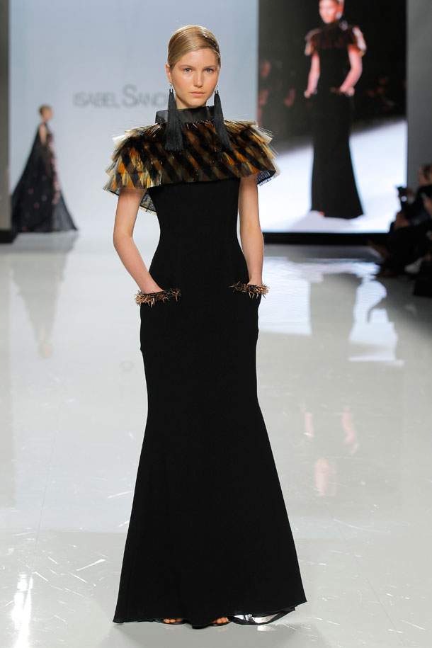 ilovebrides.pt Isabel Sanchis 2018 Barcelona Bridal Fashion Week 2017